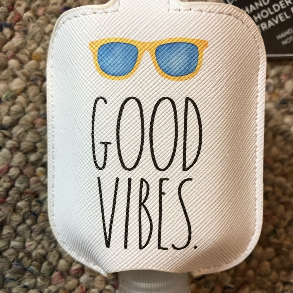 ๐ Rae Dunn Hand Sanitizer Travel Set Good Vibes - Picture 3 of 6